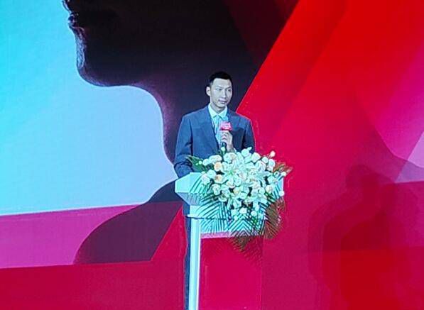 关于本场比赛——今天我们取得了很好的结果，很明显，对阵图卢兹的失利让情况更加棘手，但考虑到我们本场比赛的结果以及他们今晚的结果，现在我们排名榜首。